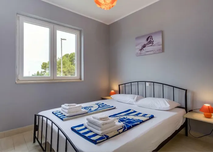 Kon-tiki Apartment Mali Losinj